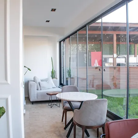 Bohem Bed & Breakfast 3*